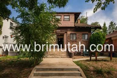 Main picture of 305 S Douglas St