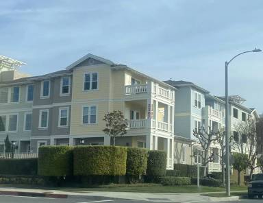 Main picture of 2367 Jefferson St