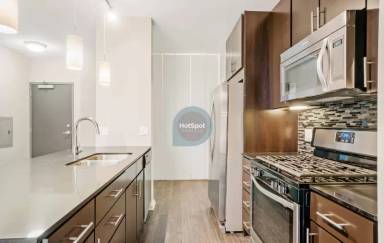 Main picture of 580 W Washington Blvd