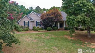 Main picture of 1050 Ashland Dr