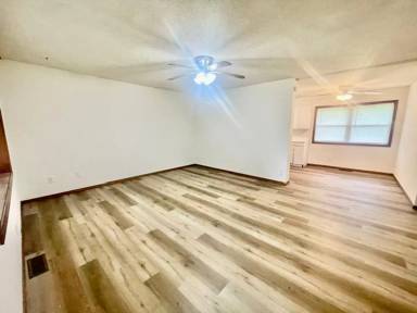 Main picture of 312 Grant St