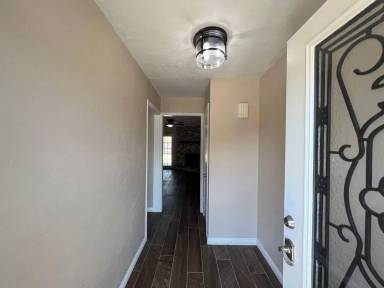Main picture of 7469 Meadow Ct