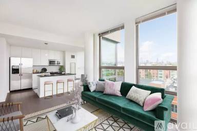 Main picture of 583 Avenue C