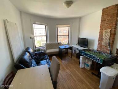 Main picture of 878-84 Huntington Ave