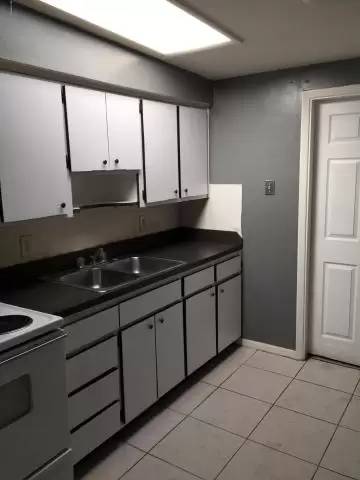 Main picture of 1819 Doyon Ct