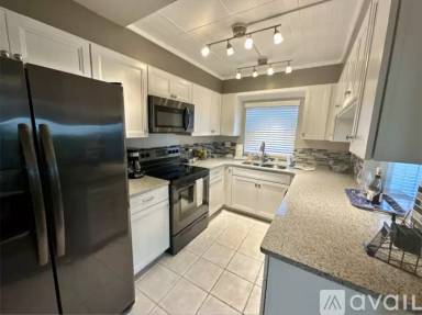 Main picture of 200 N Bayshore Blvd
