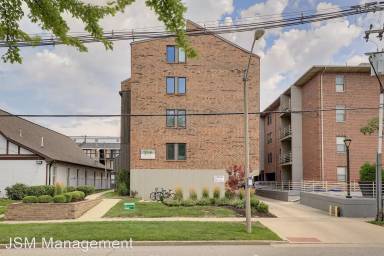 Main picture of 306 E Armory Ave