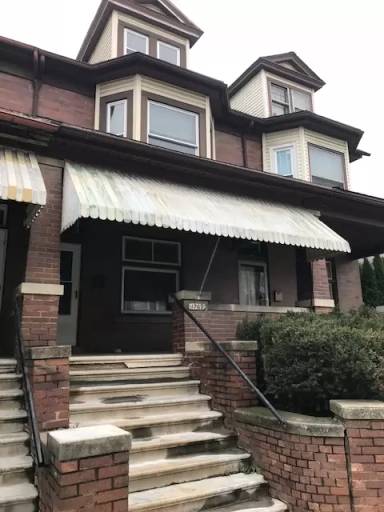 Main picture of 1769 Main St