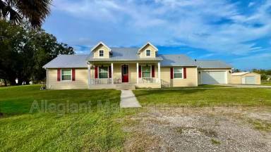 Main picture of 3501 Harbor Rd