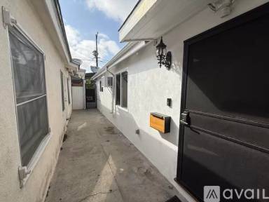 Main picture of 12317 Culver Blvd