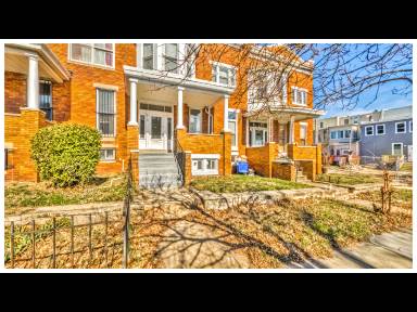 Main picture of 810 Brooks Ln