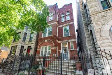 Main picture of 1016 S Oakley Blvd