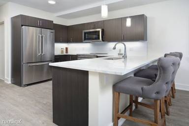 Main picture of 20 Penniman Rd