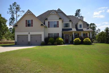 Main picture of 63 Clearview Ct