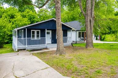 Main picture of 101 Winstead St