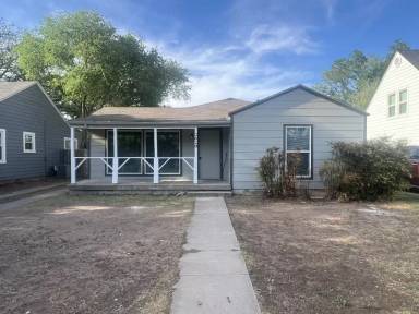 Main picture of 2620 25th St
