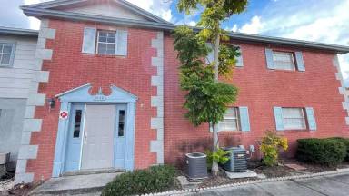 Main picture of 3060 George Mason Ave