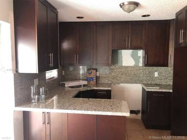 Main picture of 3605 SW 60th Pl