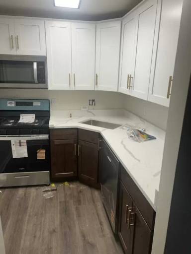 Main picture of 301 DuPont Ave
