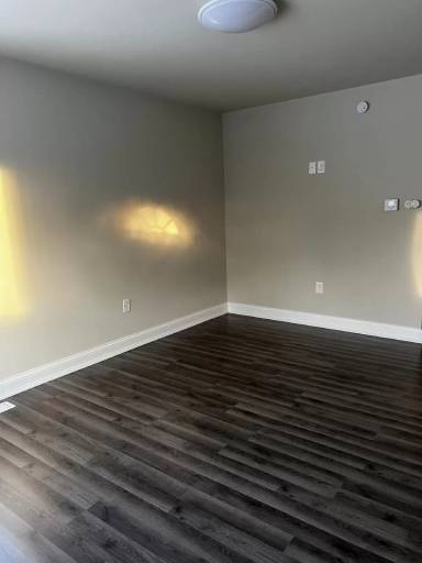 Main picture of 3927 Lincoln St