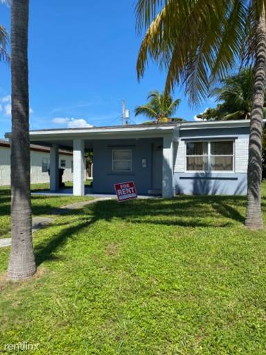 Main picture of 2063 NE 169th St