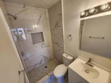 Main picture of 1700 S Charles St