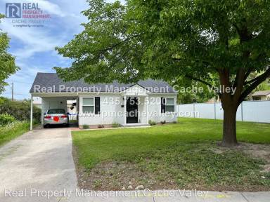 Main picture of 471 Crescent Dr
