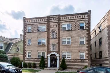 Main picture of 2910 Voelkel Ave