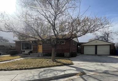 Main picture of 242 W Olympus Cir