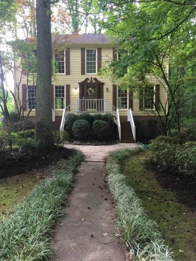 Main picture of 310 Milesford Ct