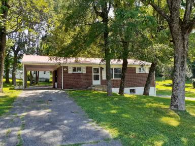 Main picture of 707 S McCrary St