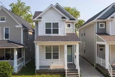 Main picture of 12027 Wade Park Ave