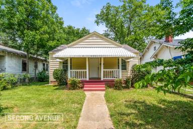 Main picture of 4733 Court S