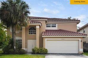 Main picture of 10627 Buttonwood Lake Dr