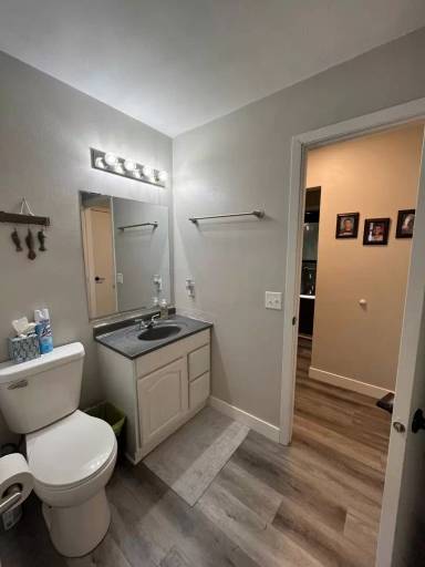 Main picture of 1320 Riverside Dr