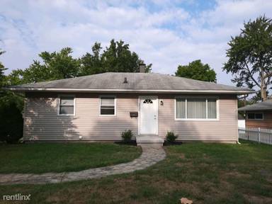 Main picture of 2828 Moorman Pl