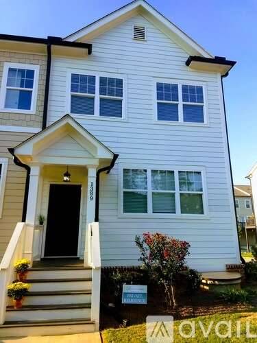 Main picture of 1375 Wallace Walk