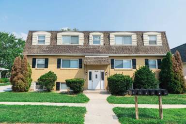 Main picture of 2620 W 63rd Ave