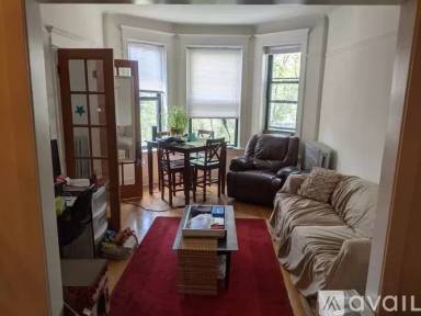 Main picture of 3813 N Wilton Ave