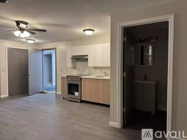 Main picture of 355 S Main St