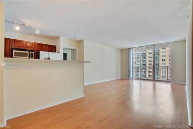 Main picture of Yacht Club at Brickell Apartments
