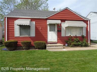Main picture of 13424 Kirton Ave