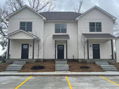 Main picture of 120 Thornton Ln