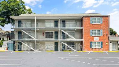 Main picture of 732 Scotland St