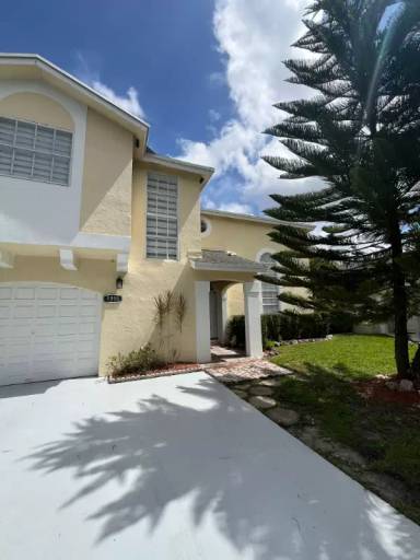 Main picture of 9991 NW 51st Ln