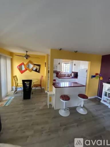 Main picture of 1382 Ocean Ave