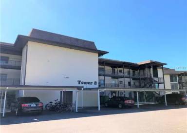 Main picture of 4660 Marine Pkwy