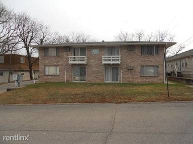 Main picture of 1225 Claflin Rd