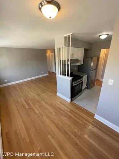 Main picture of 7733 S South Shore Dr Apartments