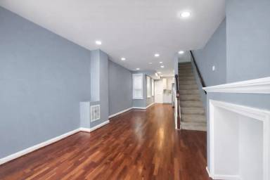 Main picture of 1609 W Pratt St